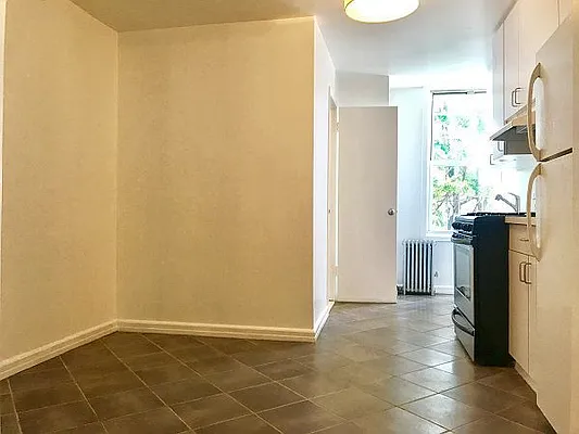 Rented by Nicholas Vorillas, LREB | media 16