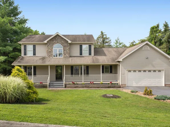 260 Alder Ln, Christiansburg, VA 24073