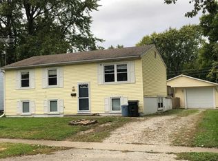 401 S Pfeffer Rd, Urbana, IL 61802