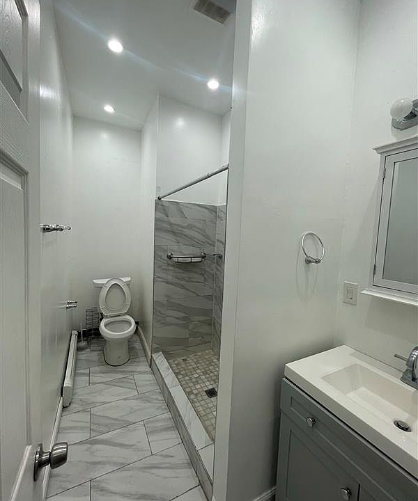 1st image of 51 Lexington Ave #1