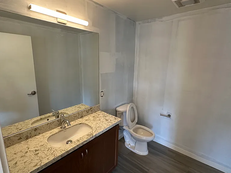 107 G St #209 — Photo 5