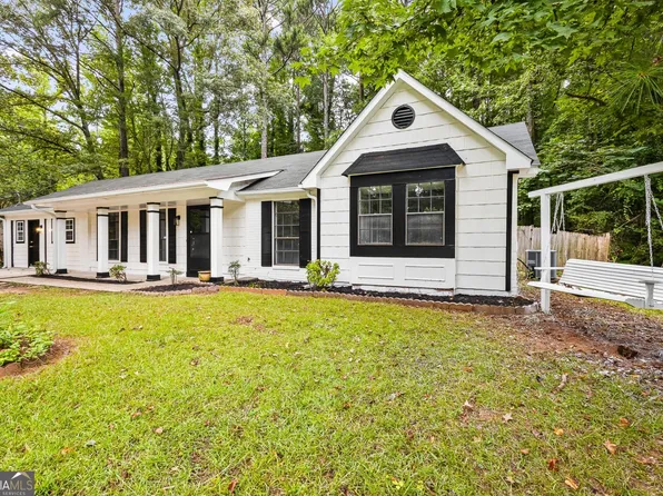 5846 Bobbin Ln, Lithonia, GA 30058