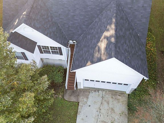 5th image of 128 Beech Branch Dr
