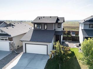 386 E Mount Sundance Lndg W, Lethbridge, AB T1J 5H9