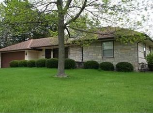 1402 N Market St, Oskaloosa, IA 52577