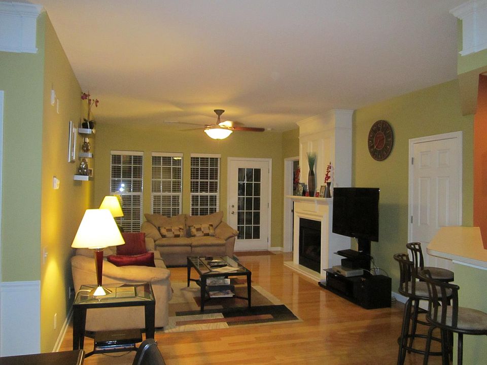 1st image of 3250 Margellina Dr