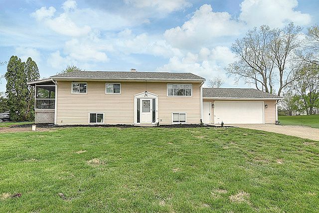 1st image of 871 Marty Lee Ln