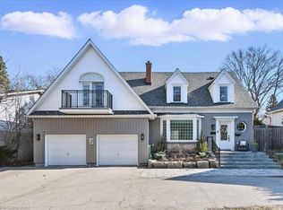 693 King Rd, Burlington, ON L7T3K5