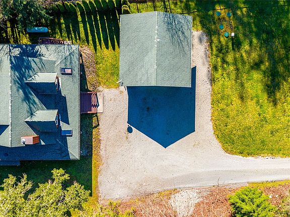 4th image of 16059 Snee Oosh Road