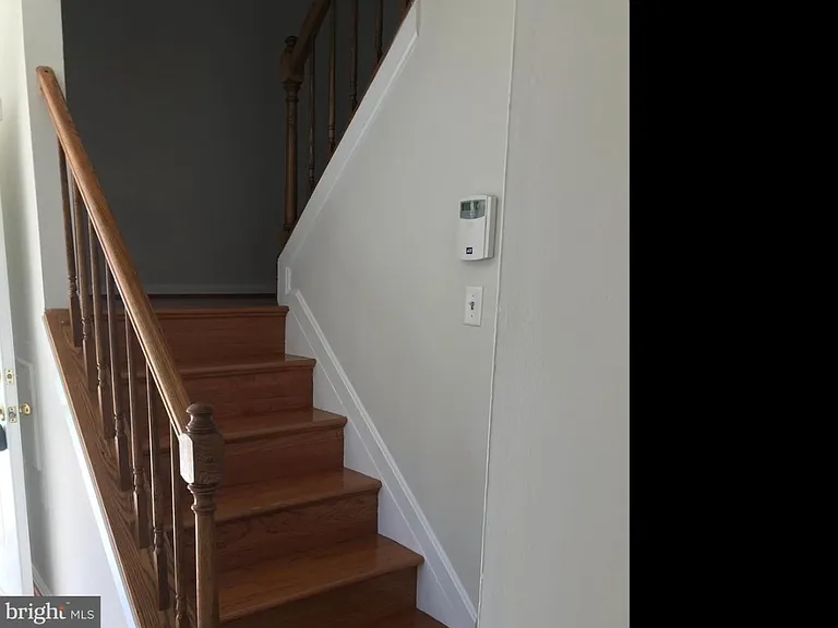 6915 Caribou Ct — Photo 10