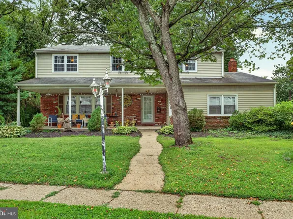 1606 Rivers Edge Dr, Delanco, NJ 08075