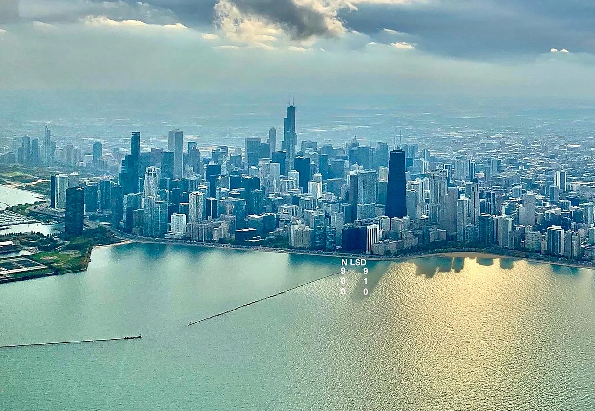 Building Photo - 900 N Lake Shore Dr