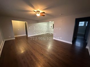 9016 Lamon Ave UNIT N2, Skokie, IL 60077