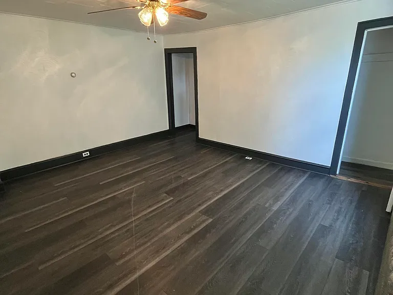 226 Union St #RIGHT — Photo 4