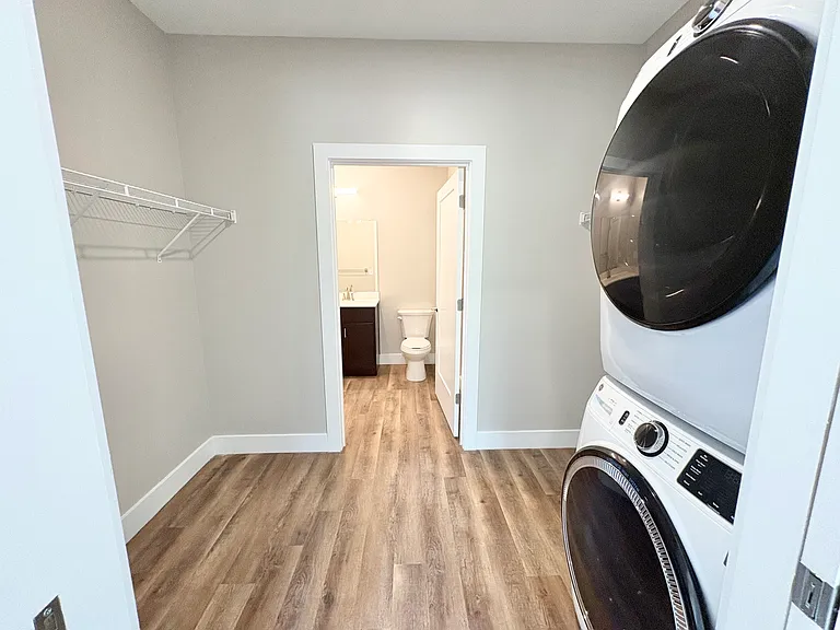 McKnight Flats — Photo 6