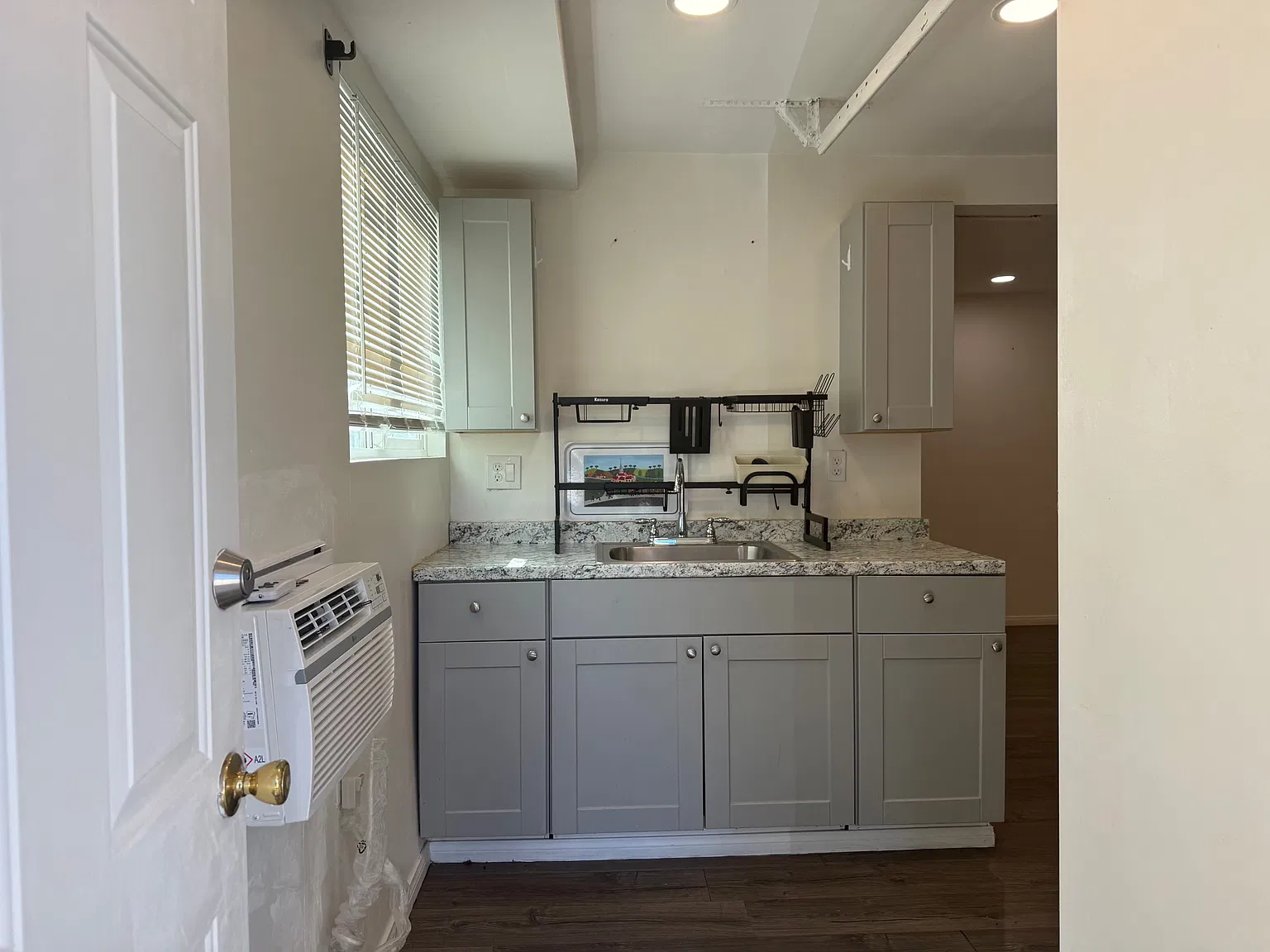 Studio, $1,295 — Photo 4