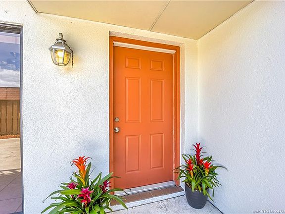 2nd image of 3681 SW Sunset Trace Cir
