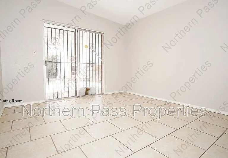 10109 Milan St — Photo 13
