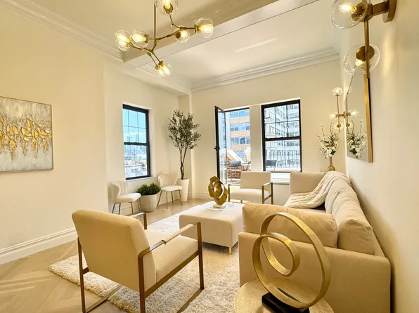 23 West 73rd Street image 4 of 13