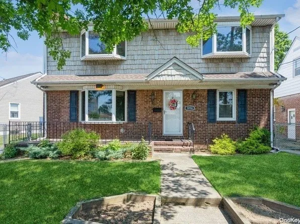 1058 Propp Avenue, Franklin Square, NY 11010