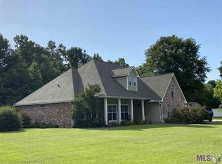 2881 Laurel Pointe Dr, Blanks, LA 70756