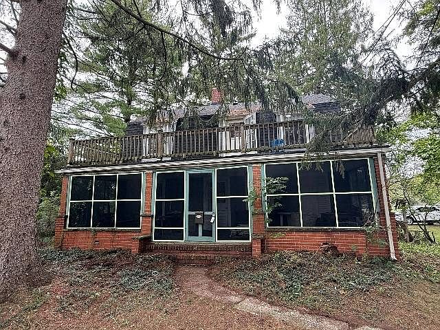 1st image of 444 Turney Rd
