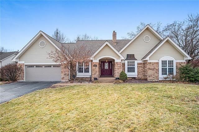 Over 2200 sq. ft. in Heritage Addition.