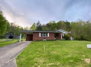 4596 Wells Creek Rd, Sandy Hook, KY 41171