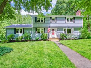 16 White Birch Dr, Tolland, CT 06084