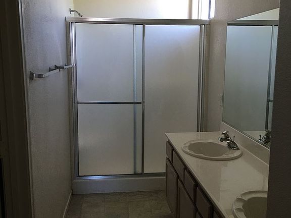 5th image of 2694 Hollowvale Ln