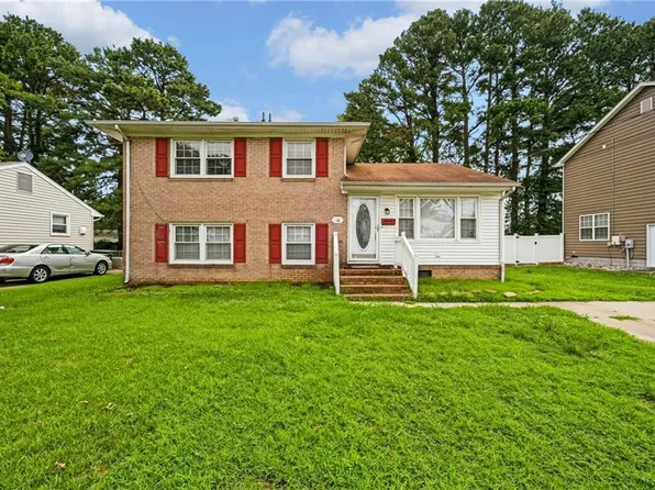 18 Janet Dr, Hampton, VA 23666