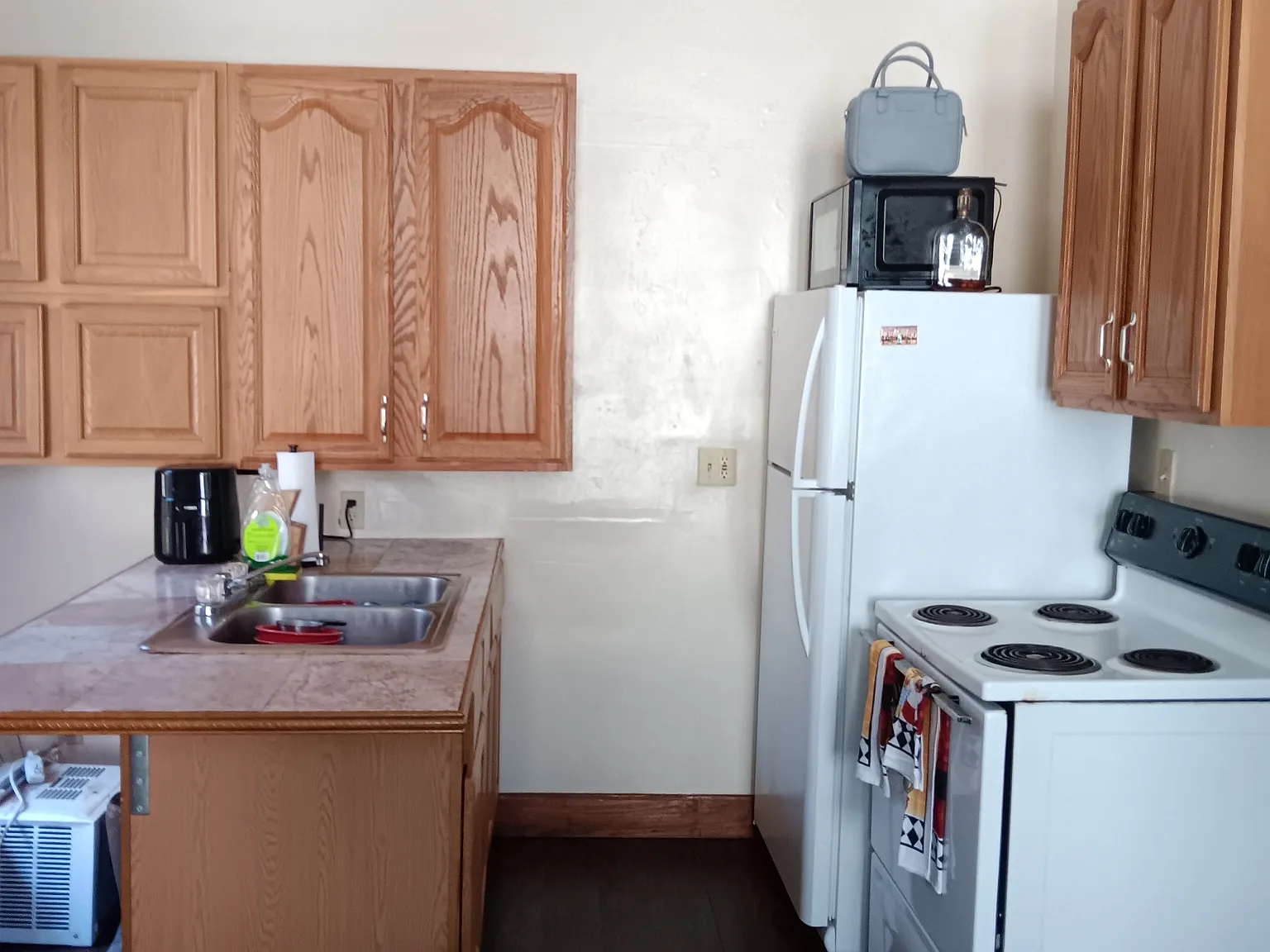 2 bed, 975 sqft, $1,370 — Photo 4