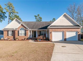 1521 Edgeware Ct, Fayetteville, NC 28314