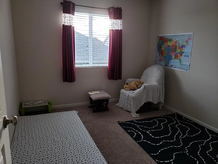 Guest bedroom