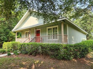 355 Settlers Bluff Rd, Folkston, GA 31537