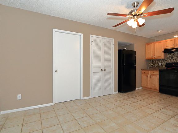 4th image of 6920 Jamestown Way Dr