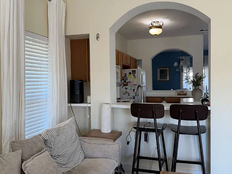 300 State St E #216 — Photo 20