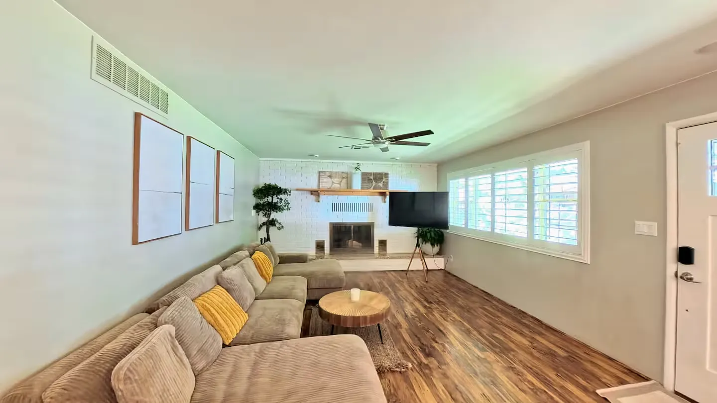 3 bed, $5,900 — Photo 4