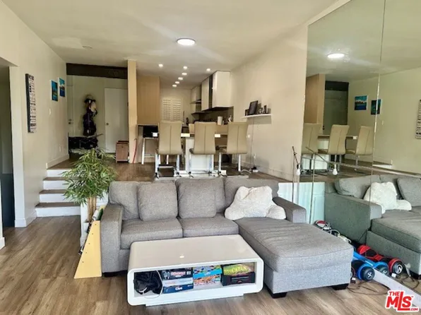 7217 Marina Pacifica Dr, Long Beach, CA 90803