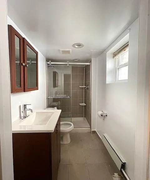 1648 Shelbourne St #1 — Photo 10
