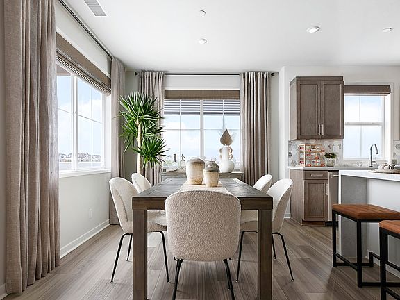 Plan 5 Model Home Dining