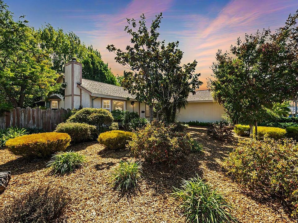 1st image of 408 Linden Court