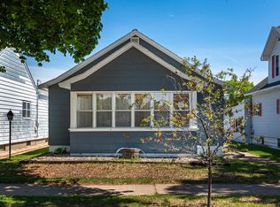 2030 Wood St, La Crosse, WI 54603