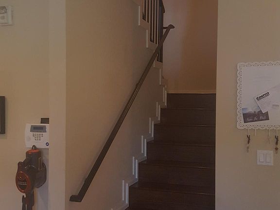 2nd image of 432 Myrtle St #101