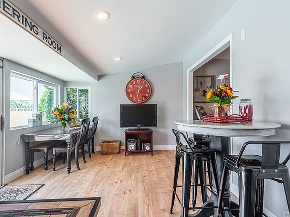 5th image of 35735 Avenue H