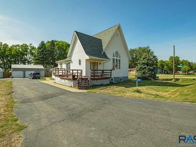 1611 N Ellis Rd, Sioux Falls, SD, 57107