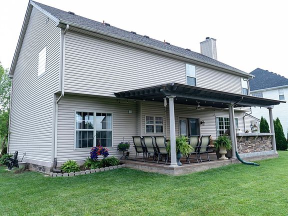 2nd image of 100 Hanover Dr