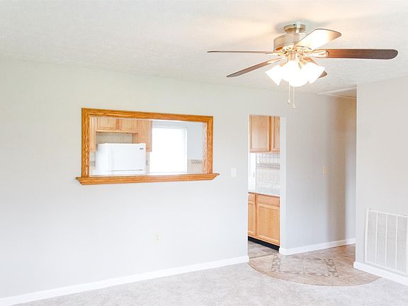 5th image of 313 Gardner Ln
