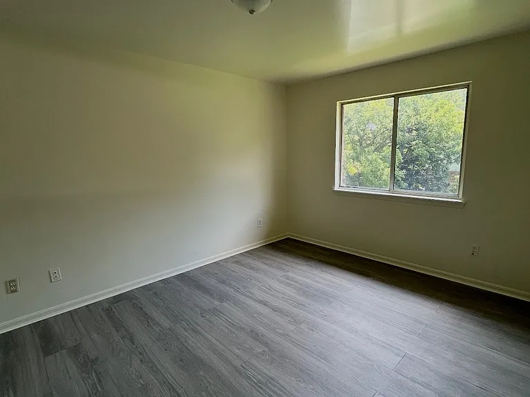 162 Richardson Pl #10 — Photo 9