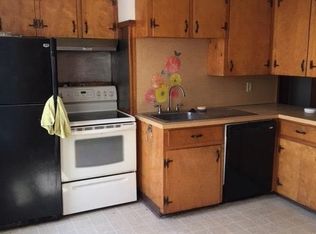 32 Rhodes St #1, Pawtucket, RI 02860